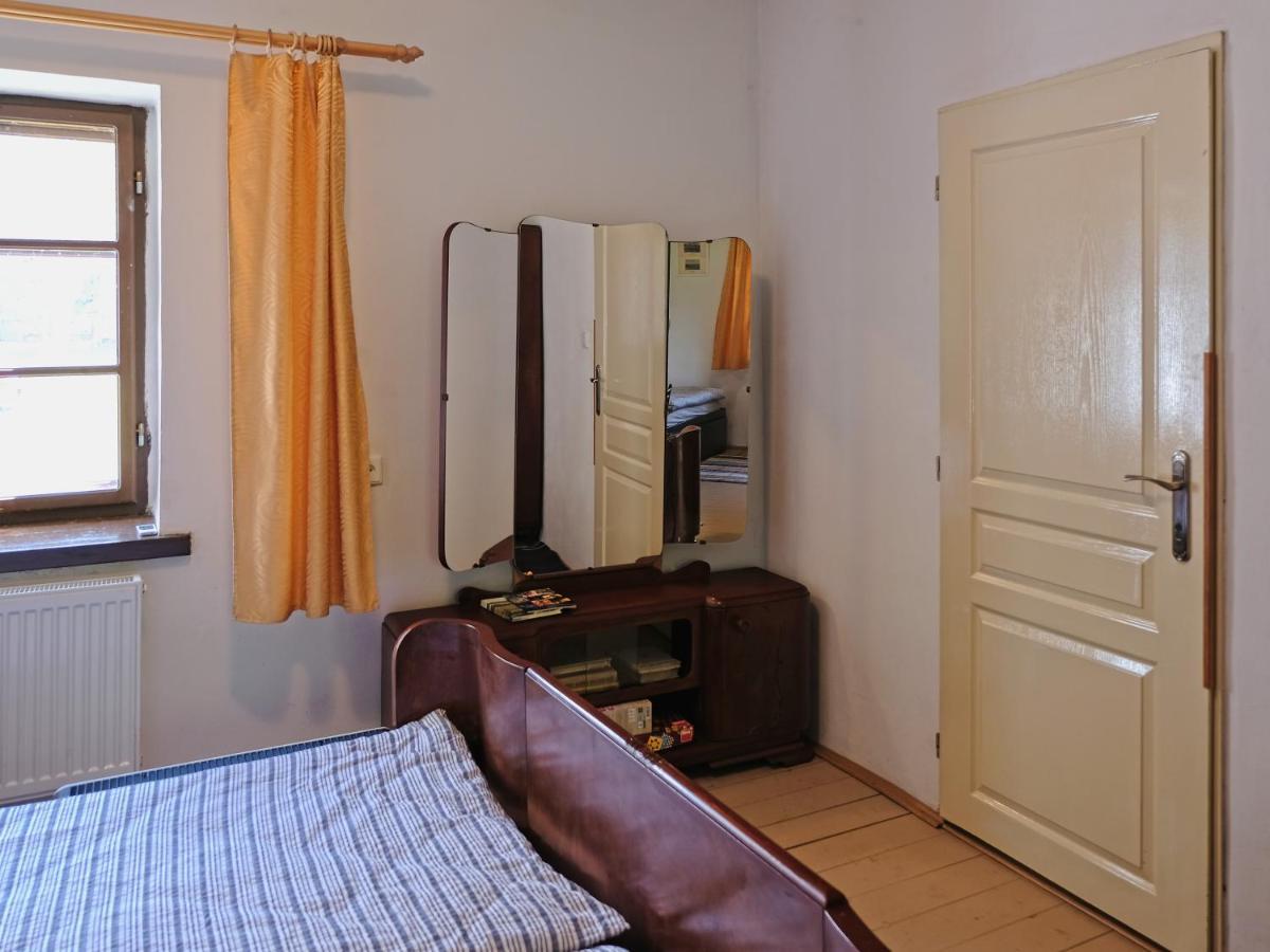 Apartmany V Broumovskem Statku מראה חיצוני תמונה
