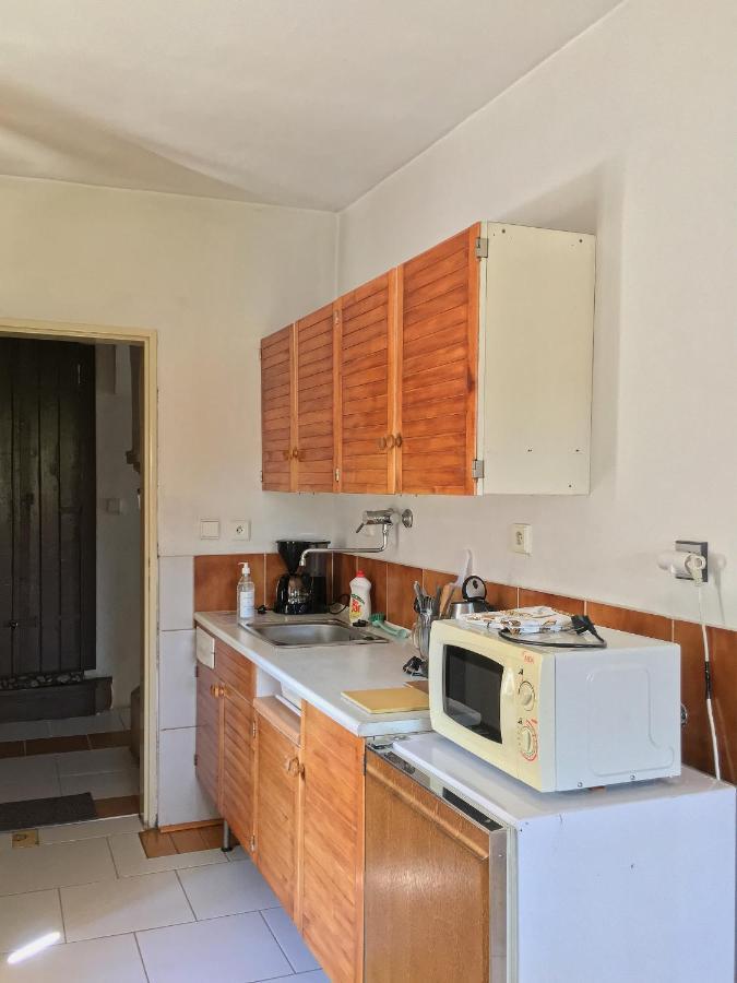 Apartmany V Broumovskem Statku מראה חיצוני תמונה